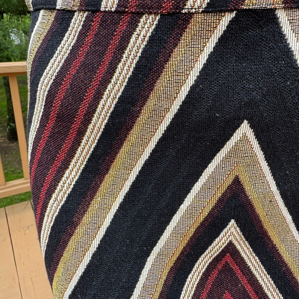 Top Shop Chevron Striped Black Red Taupe Women's Skirt Bold and Chic size 6 - Picture 3 of 11